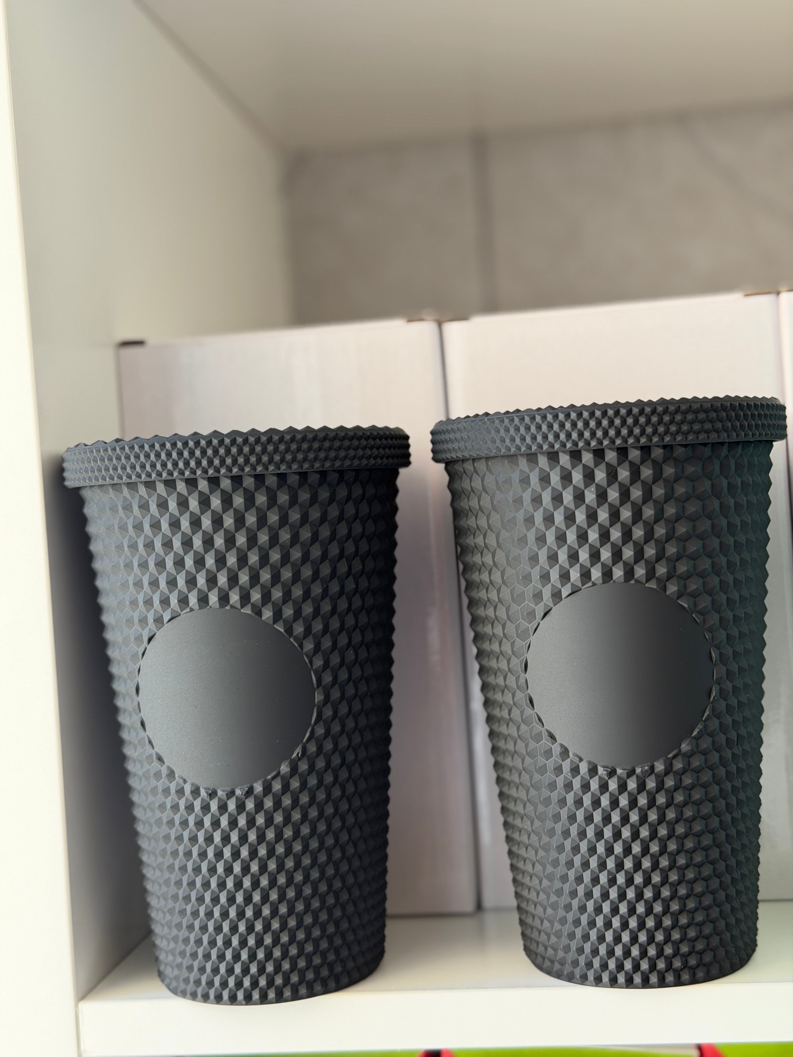 Glossy Cups S